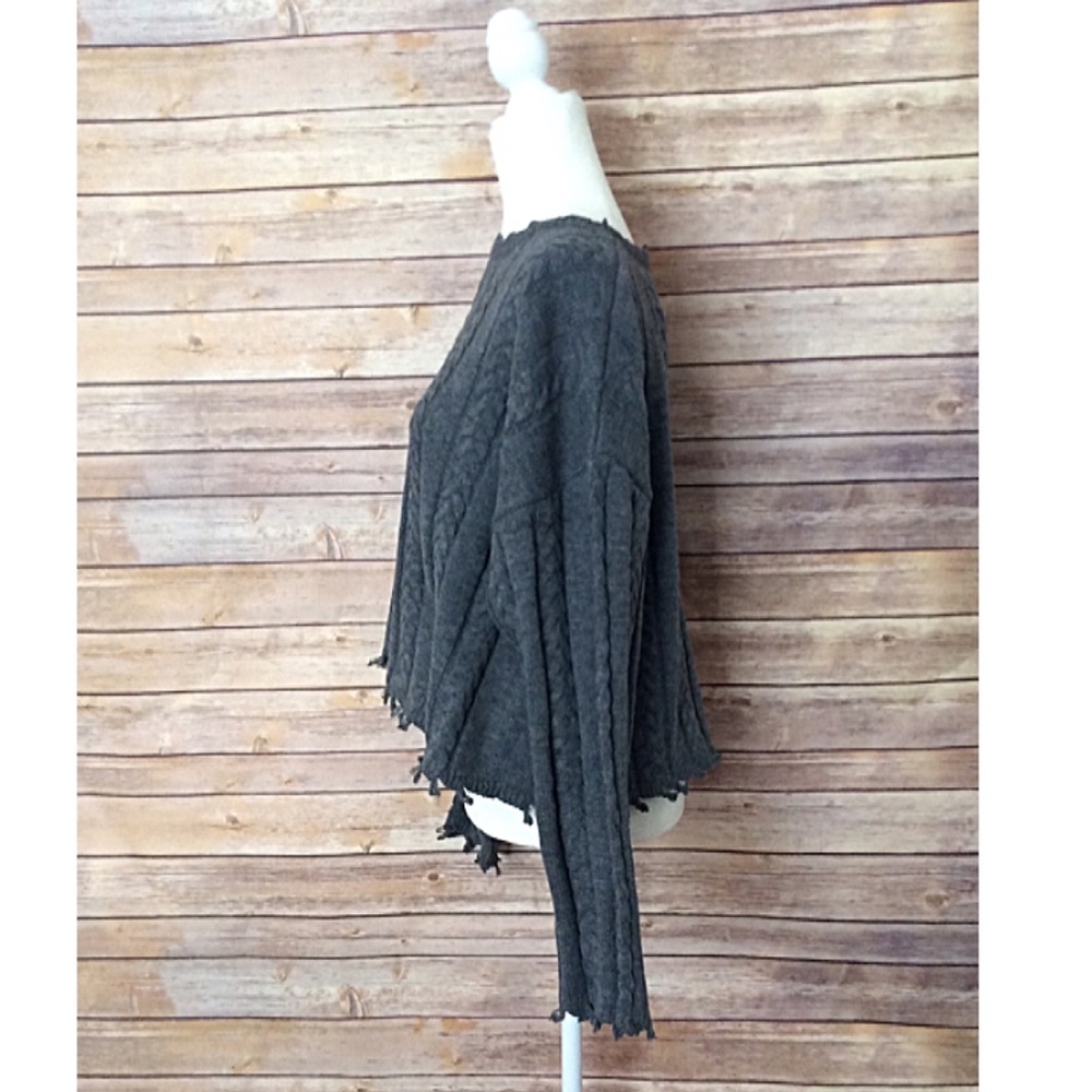 ⭐️Very J Fringe Trim Cropped Sweater - Picture 5 of 5